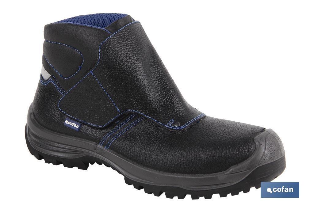 BOTA PIEL NEGRO CIERRE VELCRO S3 MODELO URIAN T 47